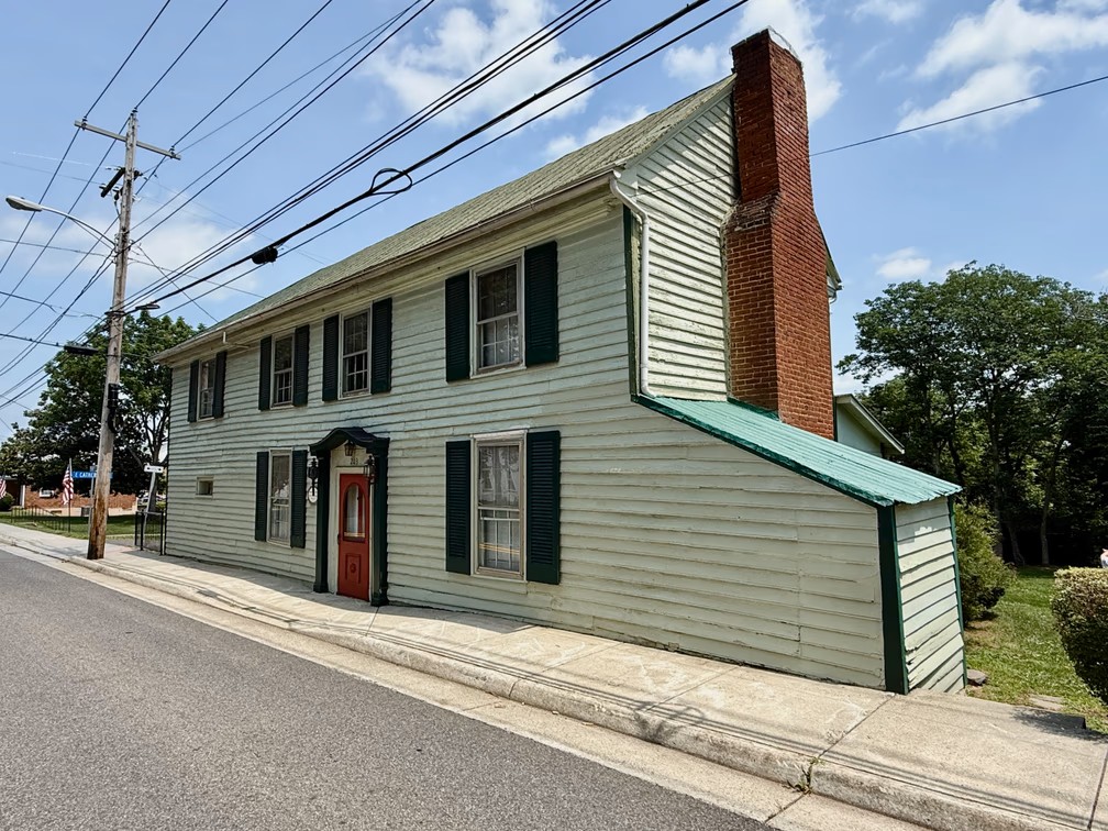 Bidding Set to Close on 3BR/2BA Home (circa 1829) w/Bus. Zoning in Downtown Madison, VA Announces Nicholls Auction Mktg