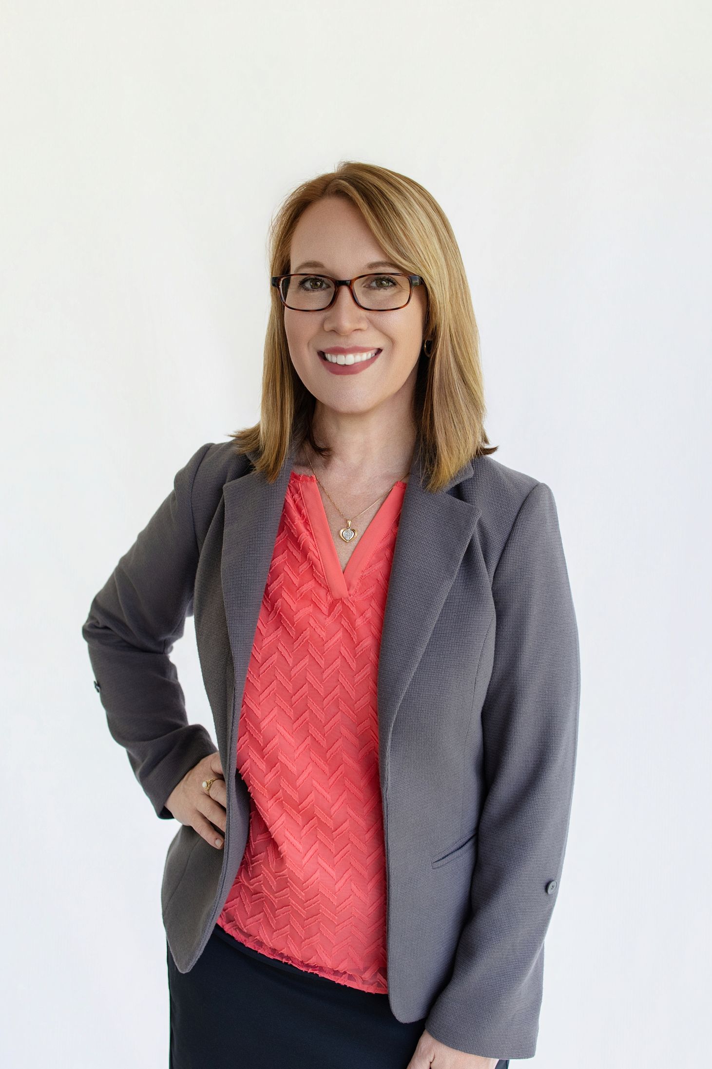Global Edition Author Kedron Springer Helps Launch ‘Six-Figure Chicks, 7 Cities’ in Virginia’s Seven Cities Region