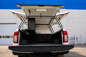 Centurion Aluminum Truck Cap White