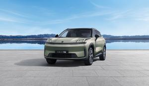 Lynk & Co 08 - Front View