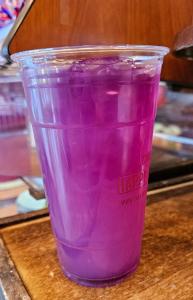 From Starbucks, Dunkin’ Donuts to the neighborhood burger bar, Iced Refresher beverages seem to be everywhere, that includes at Cakes by Happy Eatery’s own cafe in Manassas, Virginia