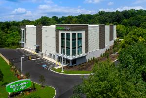 DXD Capital - Knoxville: An 873-unit Climate Controlled, Self Storage Facility.