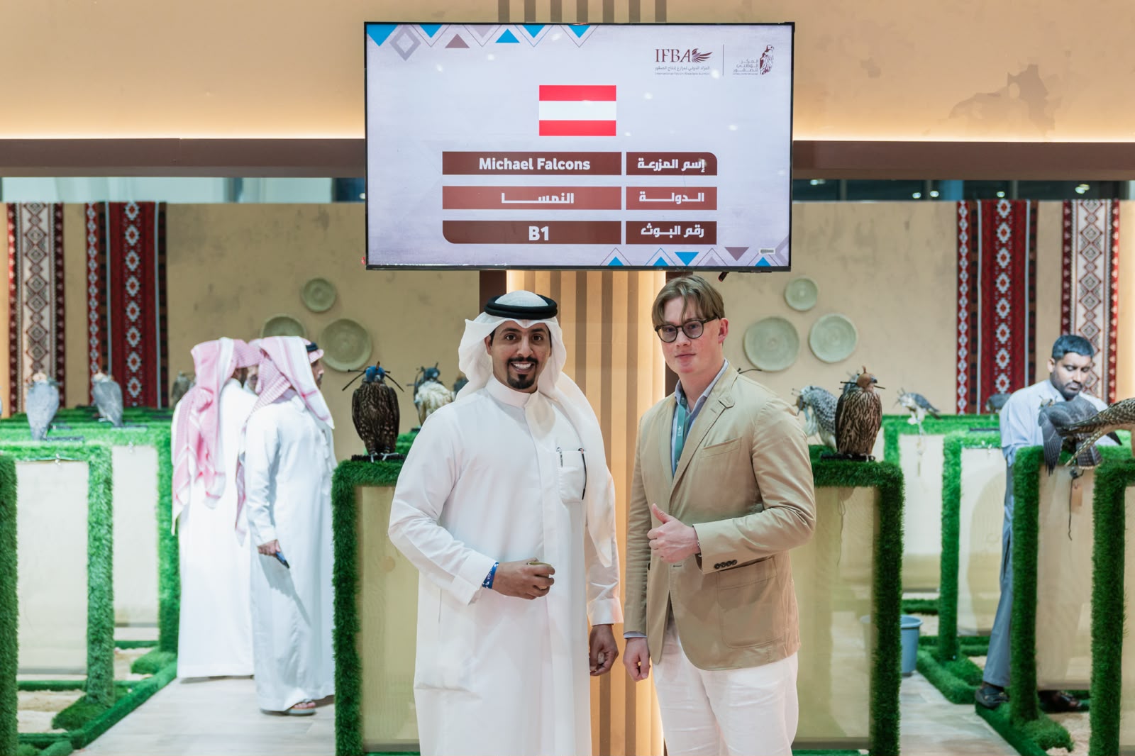 European Falcon Breeders Gather in Riyadh for International Auction