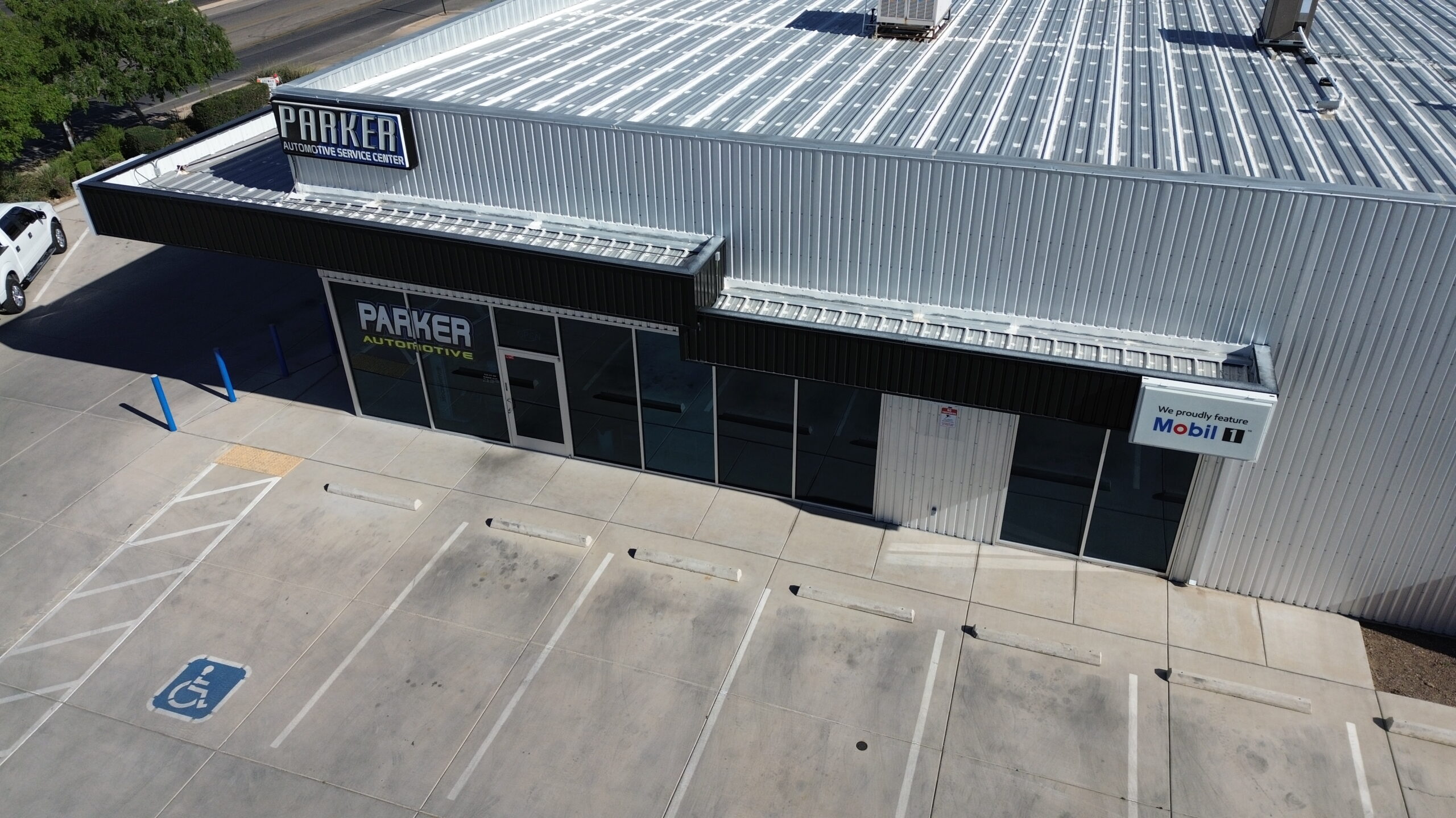 Parker Automotive Earns CARFAX Top-Rated Service Center Honor for Third Consecutive Year