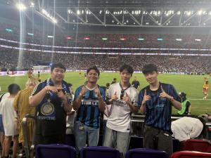 For many football fans, supporting their club means cheering from thousands of kilometres away Three “First 500 Nerazzurri” winners from left to right: Phakphum Thaibunnak (Thailand), Khalif Mukhlis Kusmawan (Indonesia), Lee Seung Min (South Korea), accompanied by South Korean content creator ManGosip.