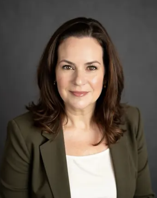 Influential Women Profiles Lyndsey Olson: From Public Service and Crisis Leadership to Strategic Advisory
