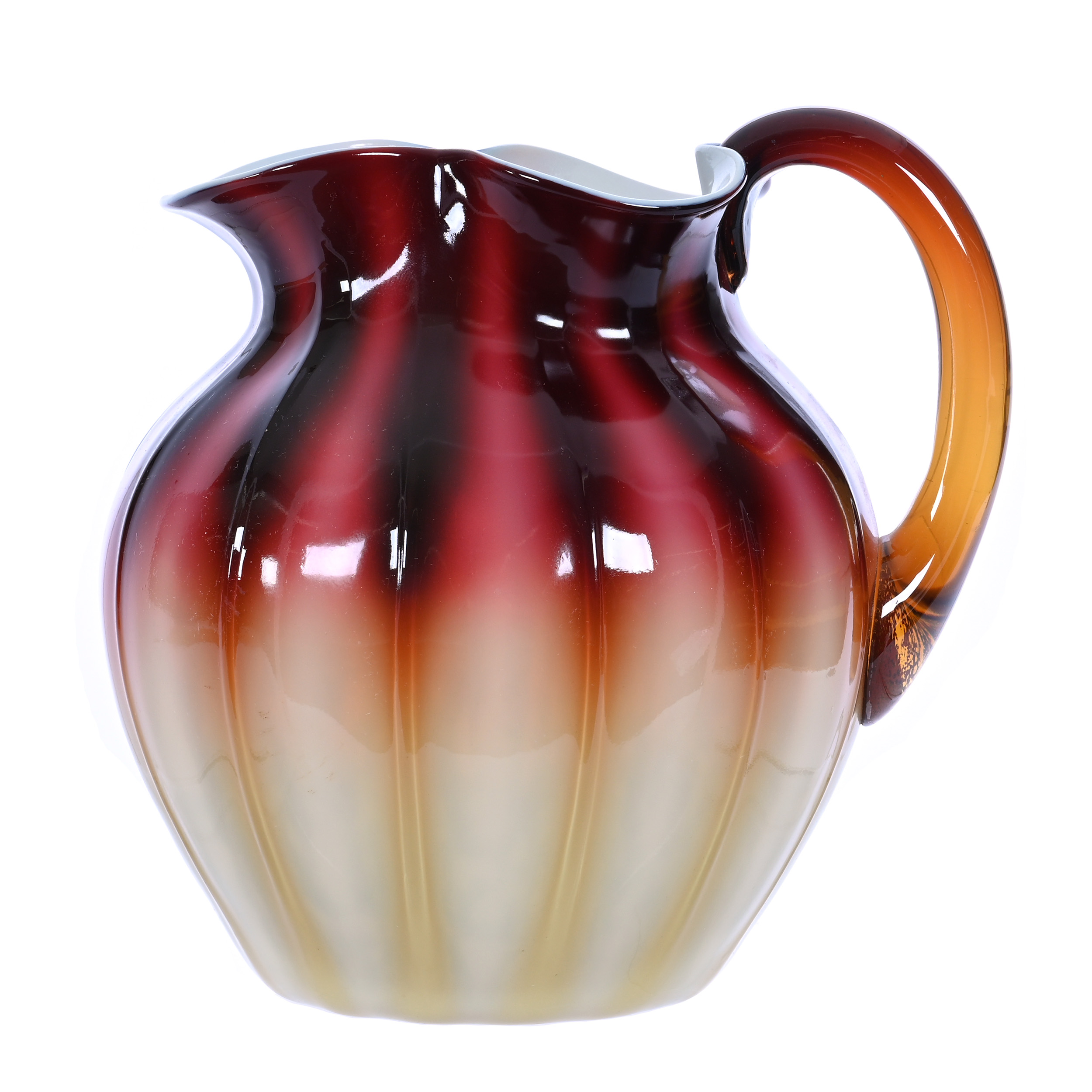 Woody Auction’s Aug. 22 auction, live and online, featured Royal Worcester, Tiffany, Daum Nancy, Rookwood, Findlay Onyx