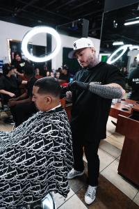 Barbering student in California