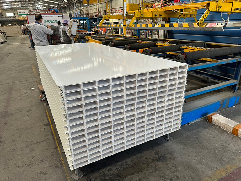 China Top Cleanroom Panel Manufacturer Showcases Cutting-Edge Purity Solutions at BDExpo