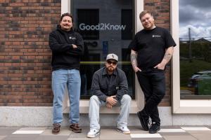 Group portrait of Good2Know founders Tomi Keinänen, Jarmo Paabo and Henri Vähäkainu.