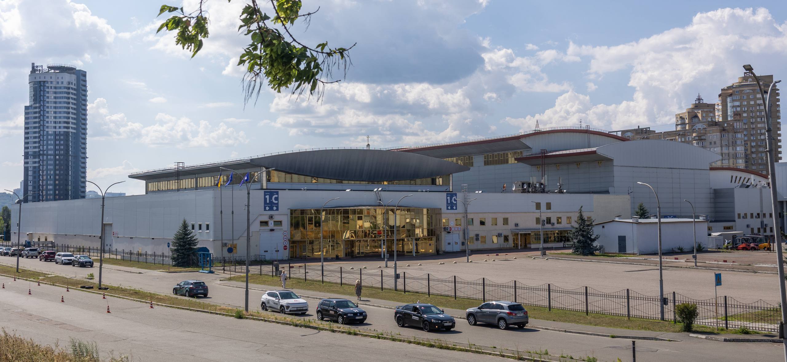 Maksym Krippa Acquires One of Eastern Europe’s Largest Exhibition Complexes