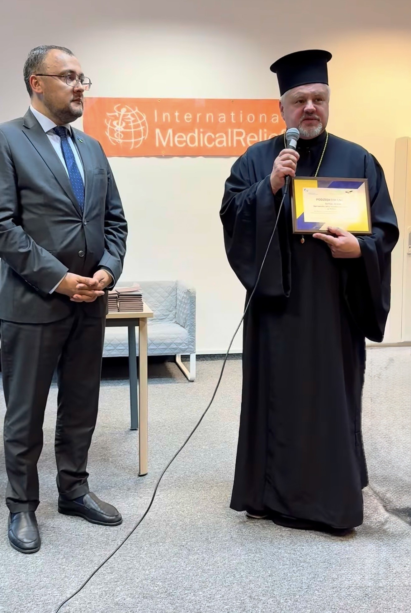 Ukrainian Ambassador Recognizes International Medical Relief for Continued Service to Ukrainians in Poland