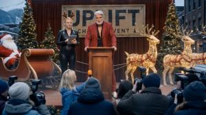 Santa Speaks to Pinedale