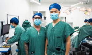 Dr. Fredy Lopez Performs High-BMI Complex Case