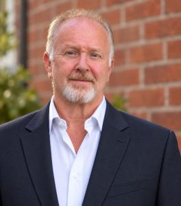 Dr Jeremy J Noad