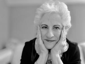 Laura LaSpalluto, author of In Ordinary Time
