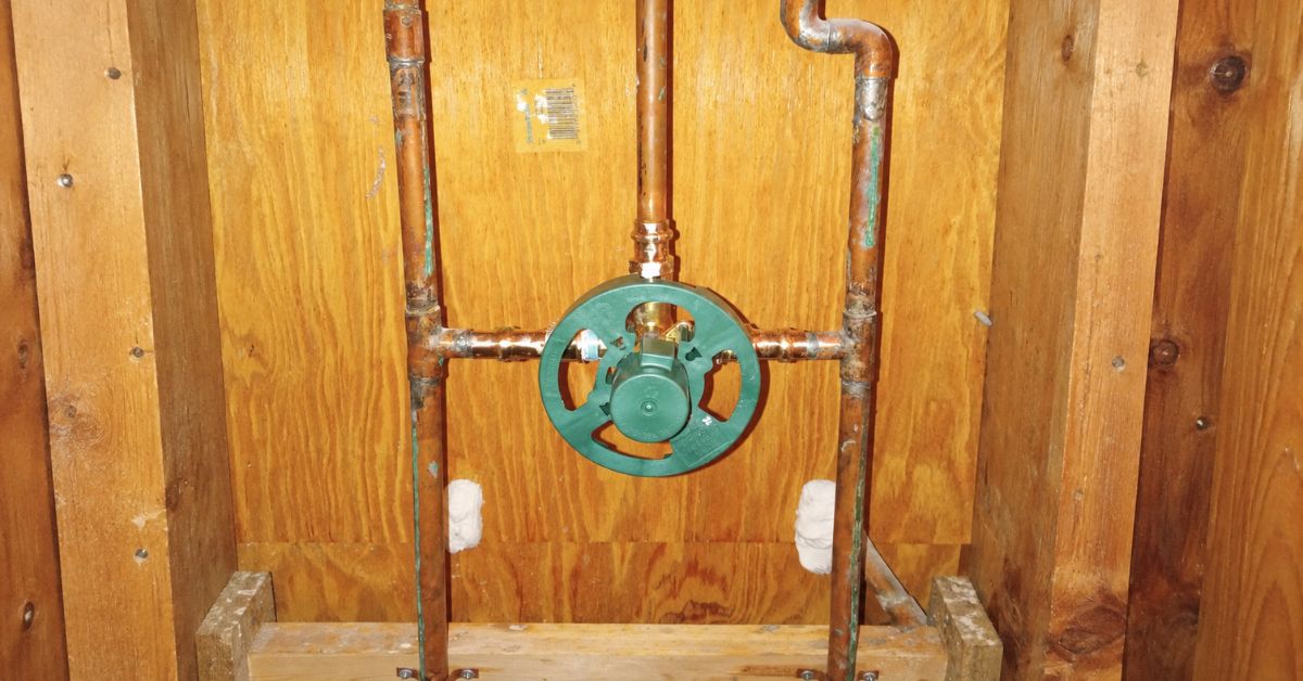 Largo Plumber Reveals 3 Clues Copper Supply Lines Are Aging Out