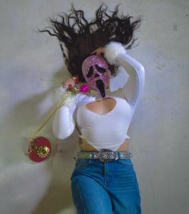 Pink Rhinestone Scream Mask