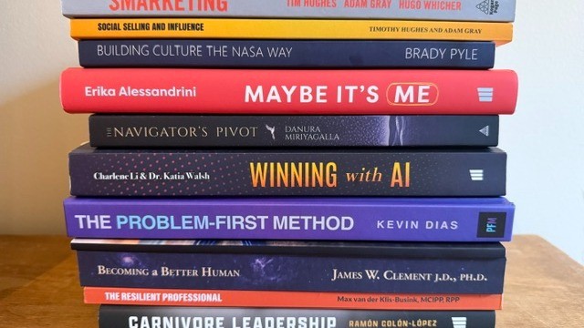 Michael Earls’ ‘Finding Direction in the Age of AI’ Named to Tim Hughes’ Executive Bookshelf