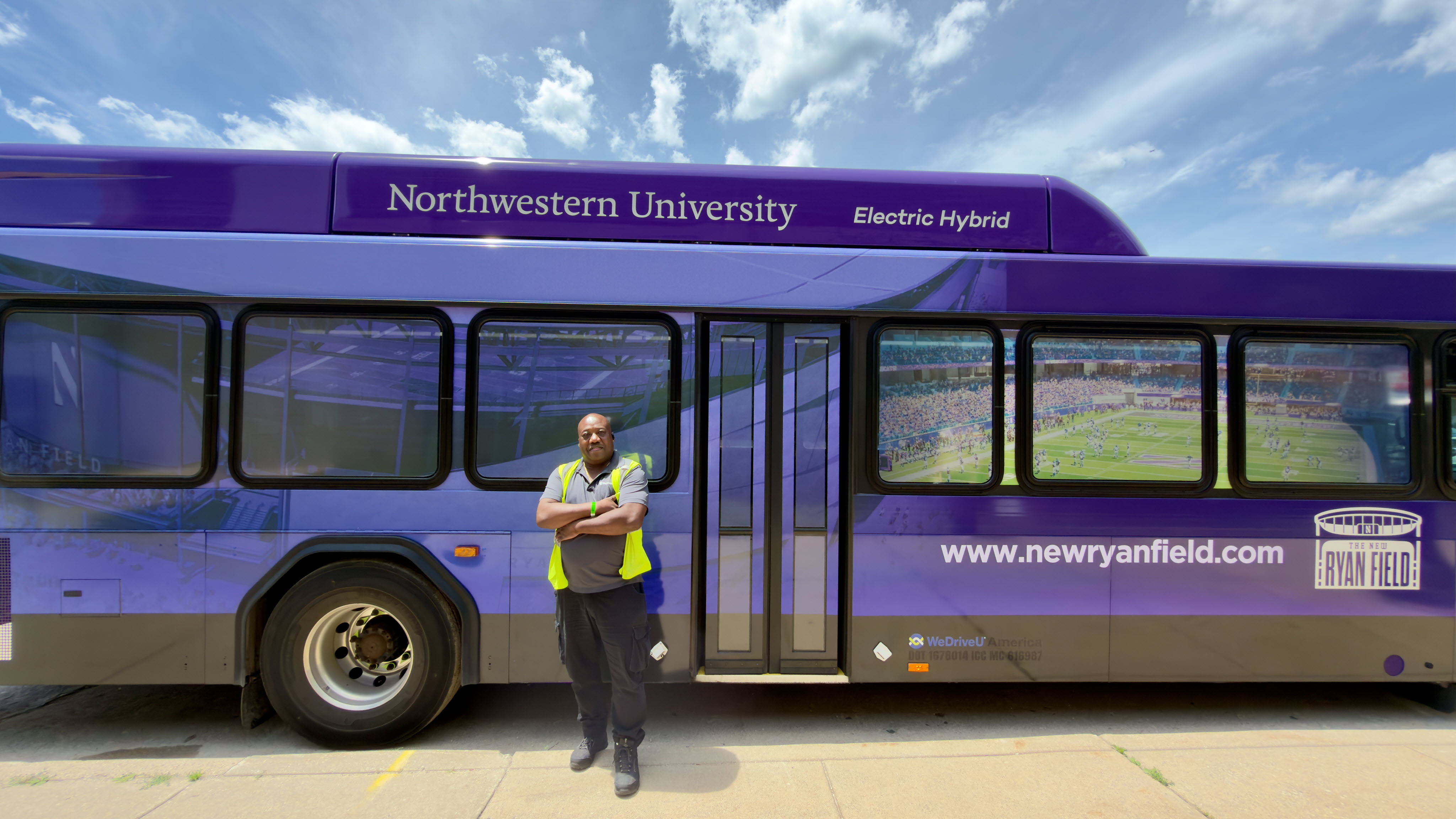 WeDriveU and Northwestern University Celebrate First Anniversary for Hybrid Electric Transit Buses
