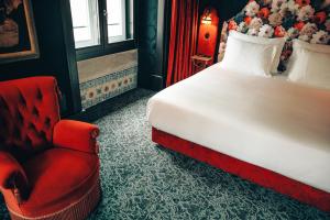 Pensão Amor – Madam’s Lodge Lisbonne