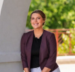 Sara Rettig, LSW, LCADC, Profiled By Influential Women, Built Connect & Reflect To Help Women Find Themselves Again
