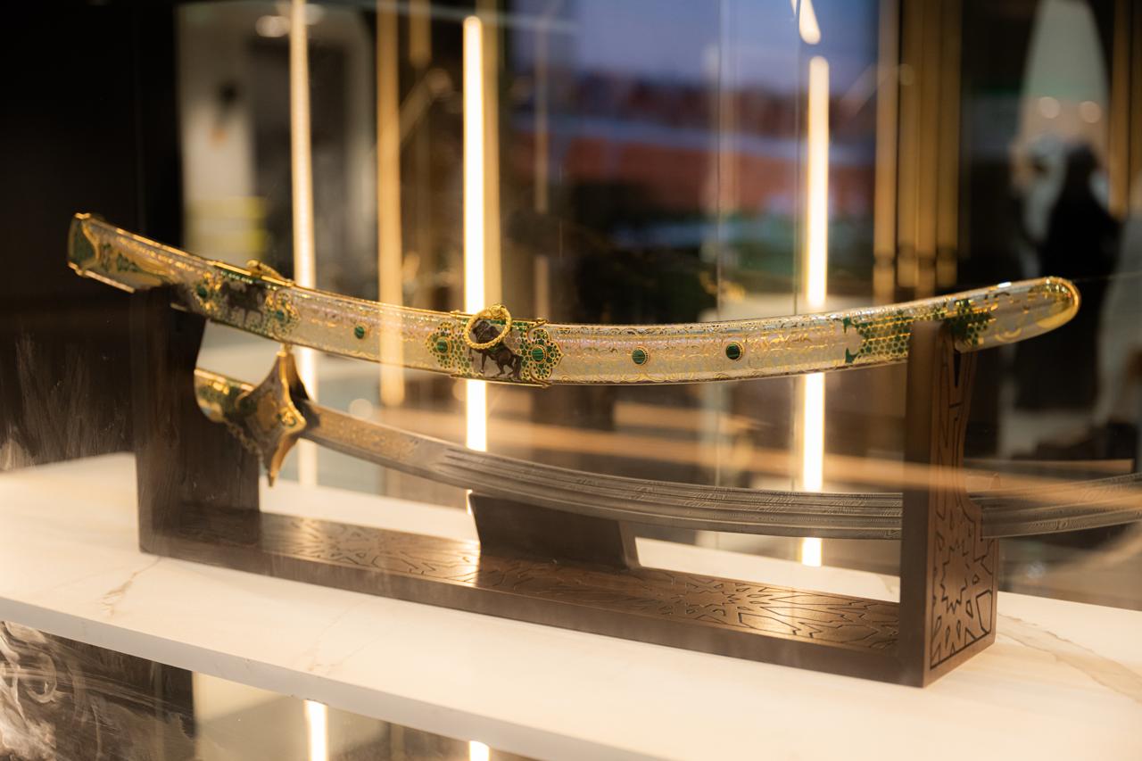 Meteorite-inlaid sword priced at $533,000 displayed at Saudi exhibition