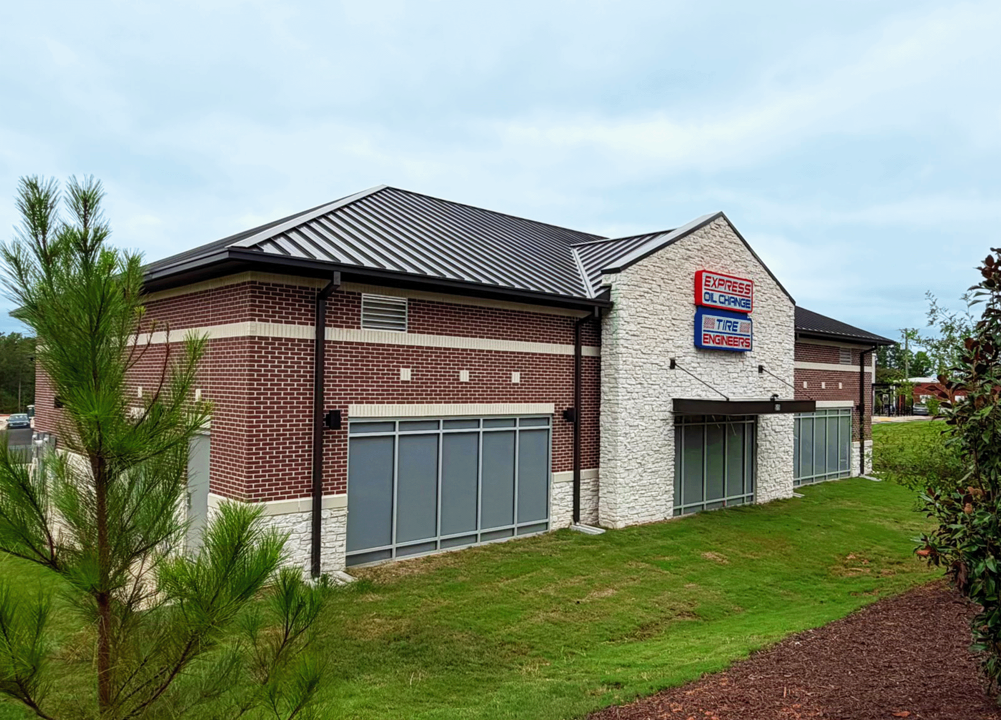 Express Oil Change & Tire Engineers Opens New State-of-the-Art Chapin, South Carolina Location