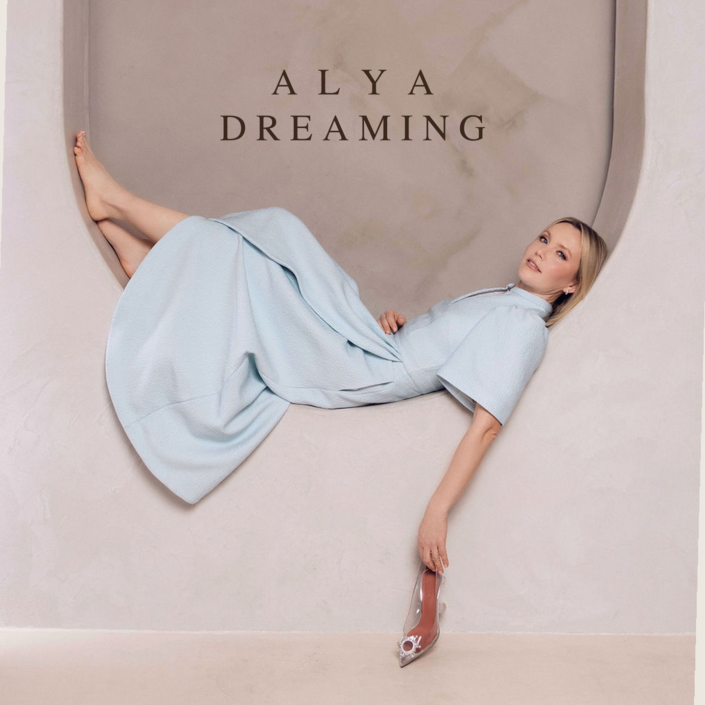 Alya Rewinds the Love Story With New Single “Dreaming”