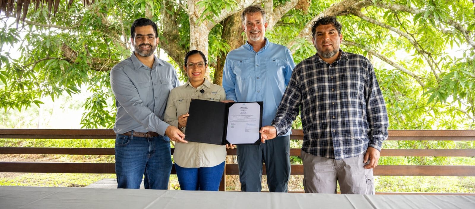 Ocho Sur Certifies 2,234 Hectares of Organic Palm Oil in Peru