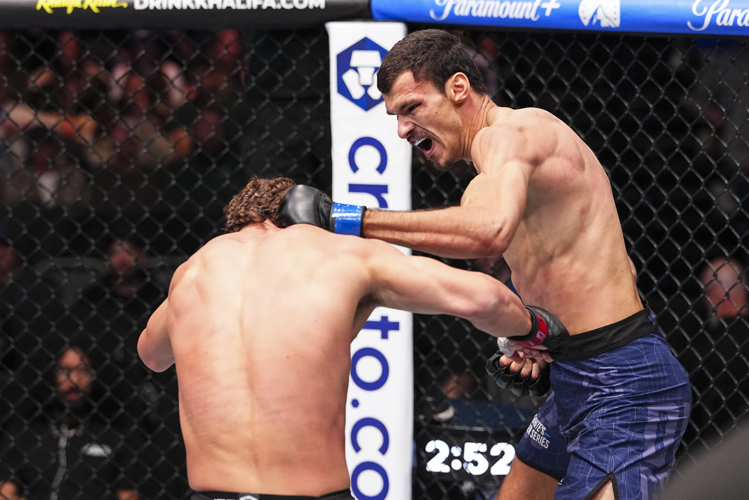 New UFC Giant: 6’6″ Luis Francischinelli is selected at Dana White’s Contender Series