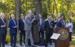 The Culinary Institutue of America (CIA) Hyde Park Unveils Sculpture of Thomas Keller by Artist Gordon Huether