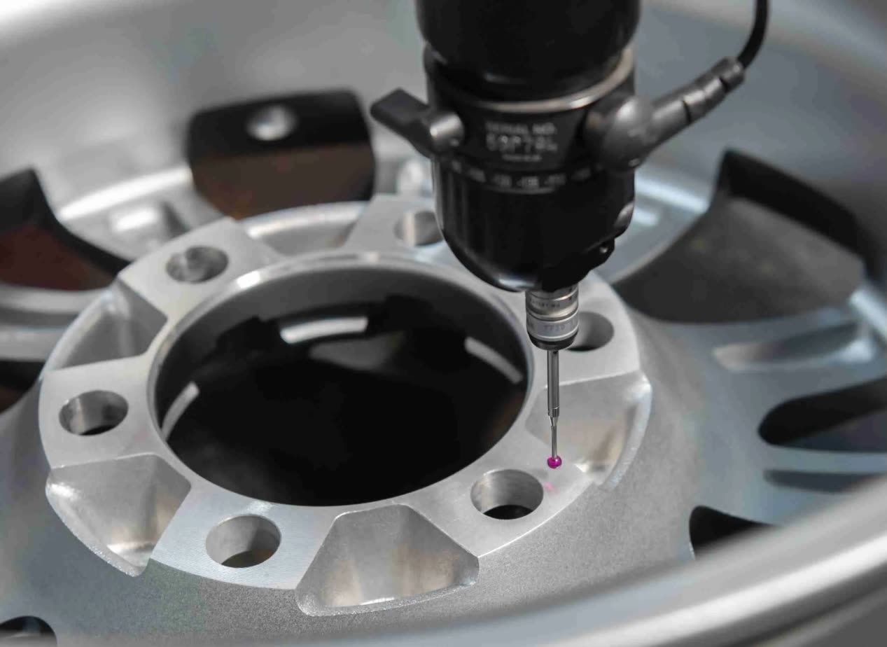 The Engineering Behind Precision: A Technical Look at CNC Machined Lightweight Forged Wheels Supplier from China