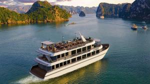 Il pacchetto viaggio Vietnam si arricchisce grazie alla collaborazione tra Lux Travel DMC e Lux Cruise Group, unendo crociere esclusive, itinerari su misura ed esperienze culturali autentiche.