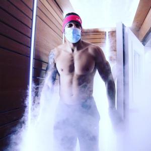 Client undergoing CryoAction Cryotherapy session at Naskok Brno