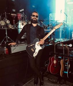Chris Apostle and @MonteGrandeMusic Launch ManicMonday Artist Showcase Series at Lincoln’s Beard Brewery April 18th 2022 1 Chris Apostle and @MonteGrandeMusic Launch ManicMonday Artist Showcase Series at Lincoln’s Beard Brewery April 18th 2022 1