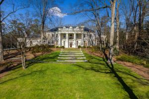 Ahlers & Ogletree has two major auctions lined up for fall