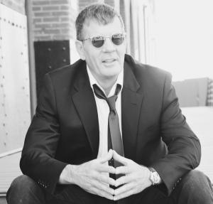 The iconic Caravan To Midnight with John B John B. Wells - Host of Caravan to Midnight & Ark Midnight