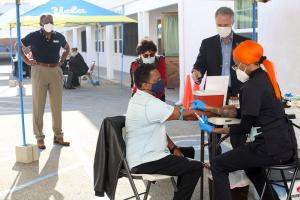 Pastor Mack Mossett of Calvary Baptist Church of Santa Monica Testing for the COVID-19 Antibody - with Dr. Harrington