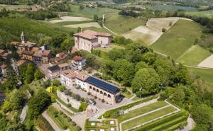 Castello di Solonghello, Monferrato, Piedmont, Italy