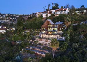 Private hilltop escape with ocean views