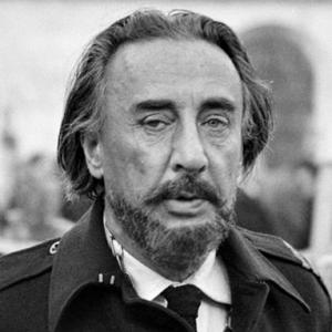 B&W Photo of Romain Gary with beard, in army uniform with medals.