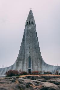 The Strategy Execution Management software-company DecideAct now enters into a new business field as the company has signed with the first national church as a customer The national church of Iceland is organized into 266 congregations around the country, the photo shows Hallgrímskirkja situated on a hilltop near the centre of Reykjavík (photo by Sebastian Palomino from Pexels).
