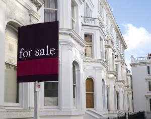 Terraced house For Sale at West-London