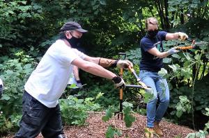 The Scientology Environmental Task Force officially adopted Kinnear Park through the Seattle Parks and Recreation program and has contributed thousands of volunteer hours to improving the park.