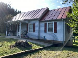 Solid 2 BR/1 BA home on .5 +/- acre lot -- 12'x20' workshop w/air compressor & separate electric meter -- Close to downtown Orange & less than 1.5 miles from all schools