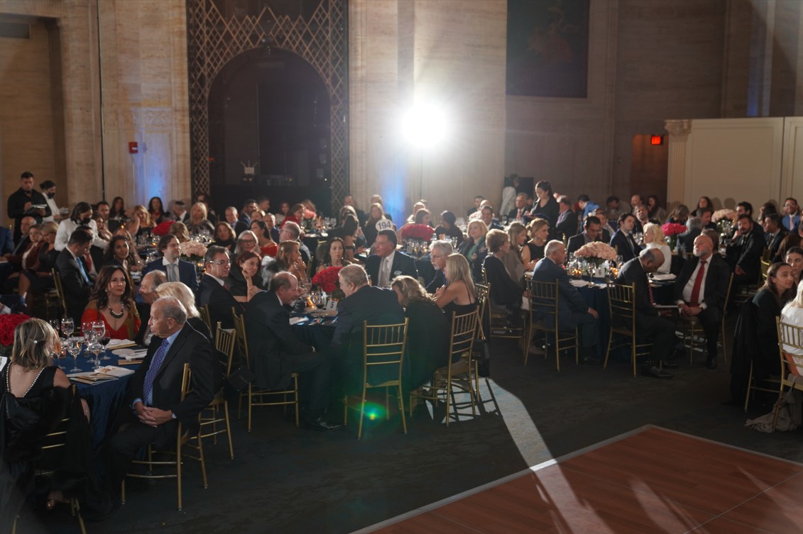 A Spectacular Night Celebrating Innovation Healthcare And Philanthropy