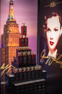 Judy - A Garland Fragrance by Vincenzo Spinnato Window Display at the Empire State Building