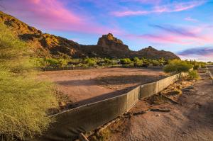  views of Camelback Mountain