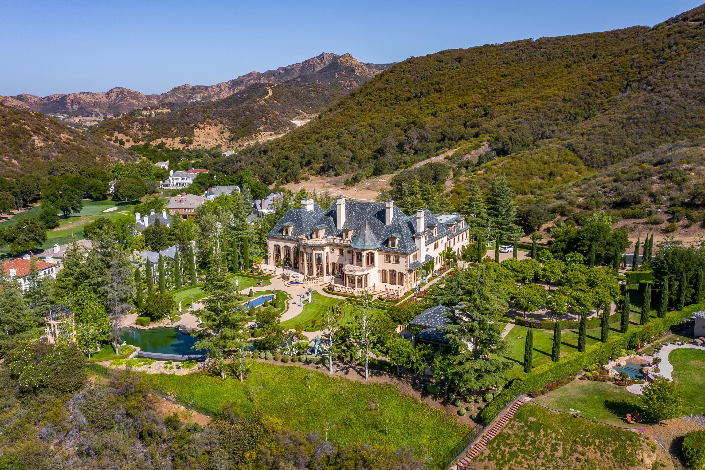 Stunning Custom Estate In California S Westlake Village To Auction Via   9288565 Westlake Village Ca 1 3000x1999 